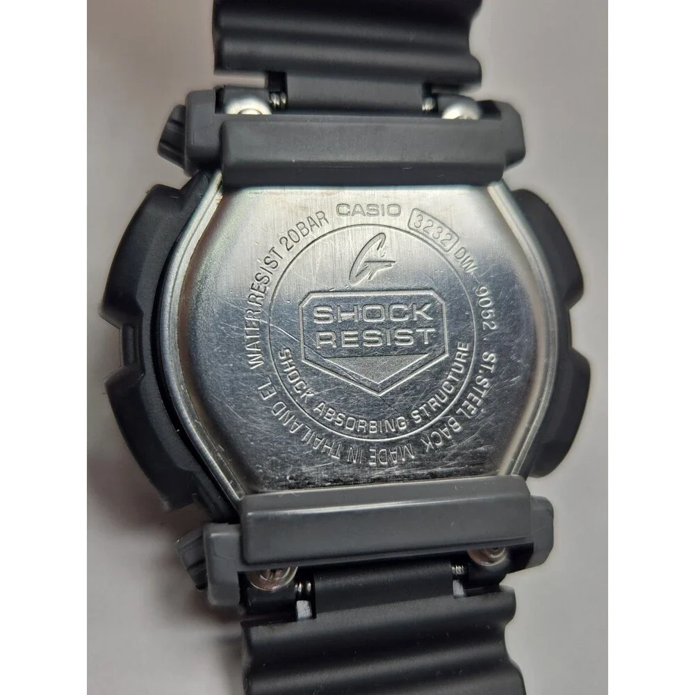Casio G Shock Mens Digital Black Yellow 200M Illuminator Chronograph New Battery